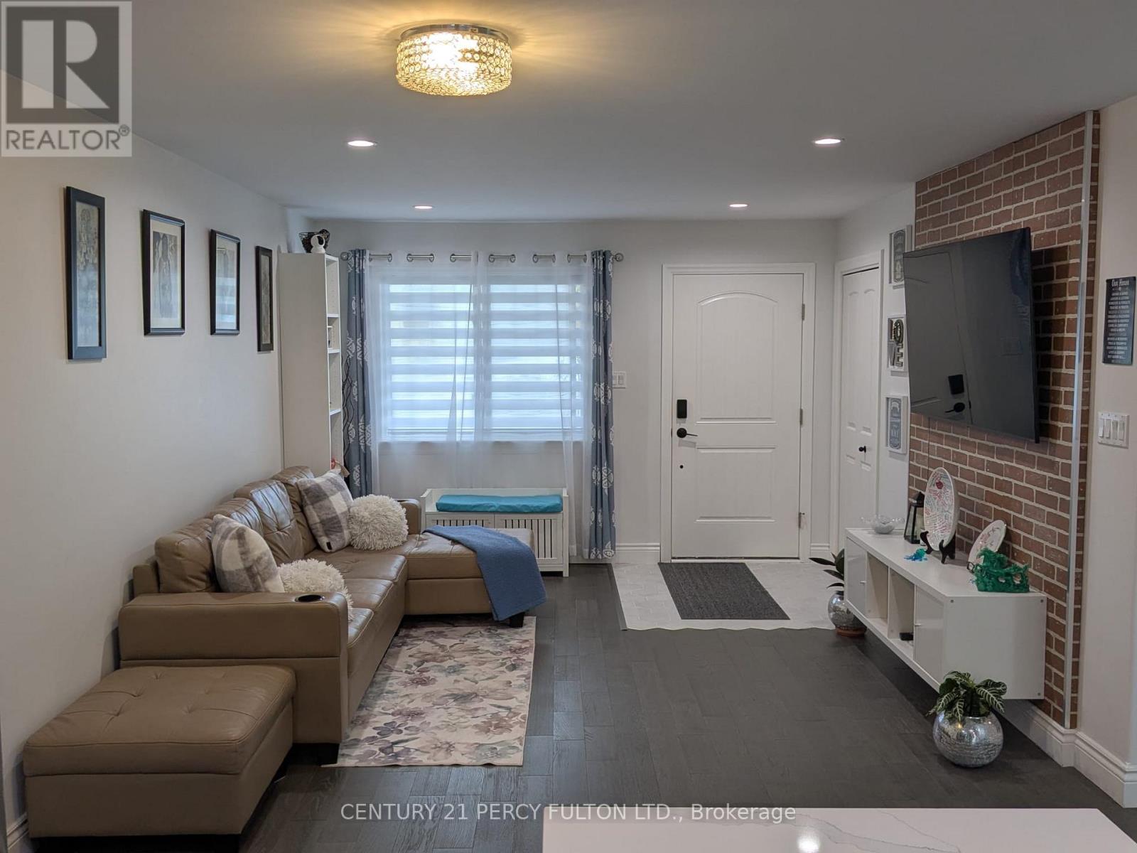 96 LIVINGSTONE STREET - 10