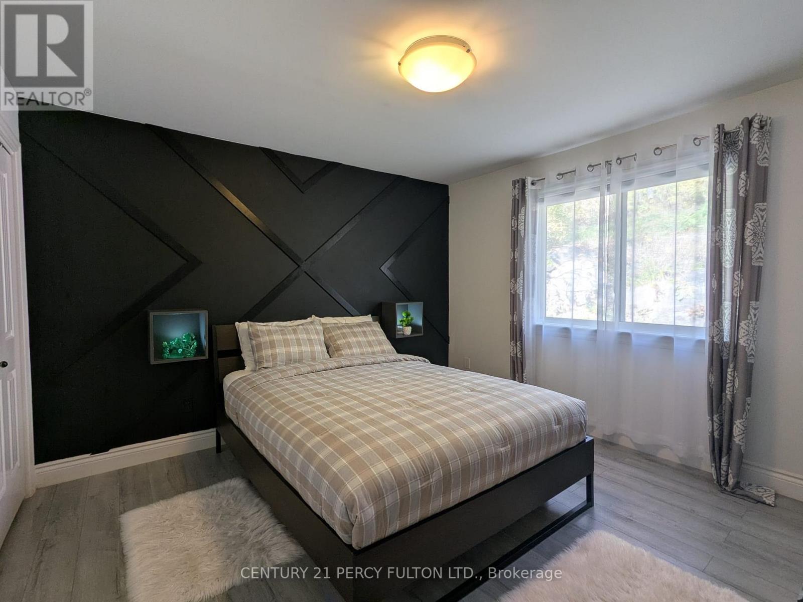 96 LIVINGSTONE STREET - 28
