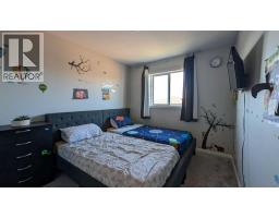 Hall - 121 Carringvue Park Nw, Calgary, AB T3P1L1 Photo 19