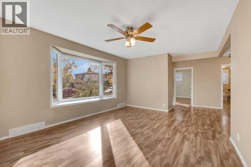 2807 32 Street SW - photo 8