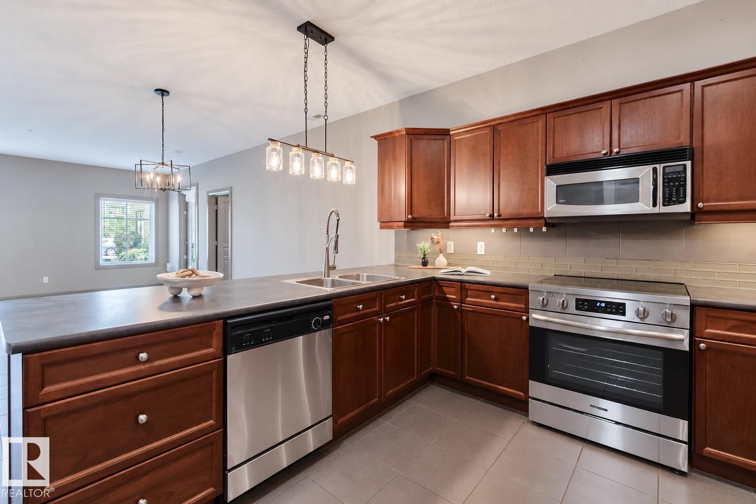 #106 160 MAGRATH RD NW, Edmonton — photo 17