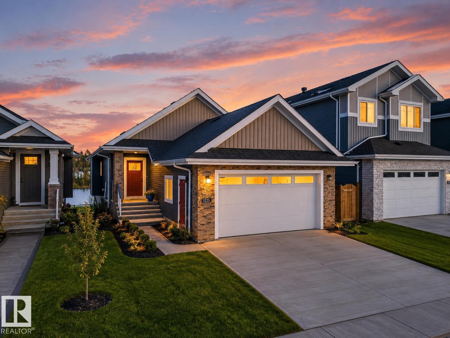 1092 Starling Dr NW, Edmonton