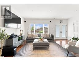 35 Regal Road, Toronto, ON M6H2J6 Photo 13