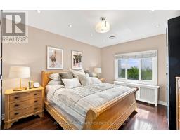 35 Regal Road, Toronto, ON M6H2J6 Photo 18