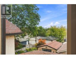 35 Regal Road, Toronto, ON M6H2J6 Photo 19