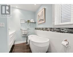 35 Regal Road, Toronto, ON M6H2J6 Photo 22