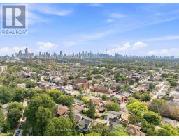35 Regal Road, Toronto, ON M6H2J6 Photo 28