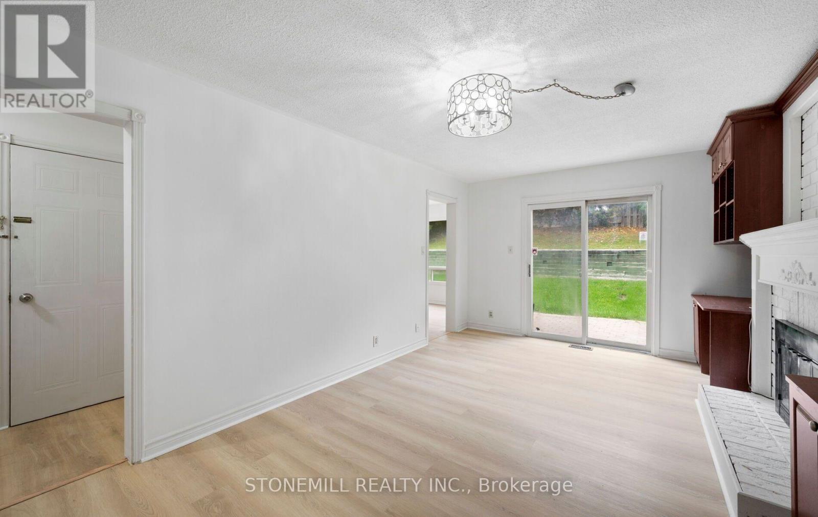 76 COLLINGS AVENUE - 19