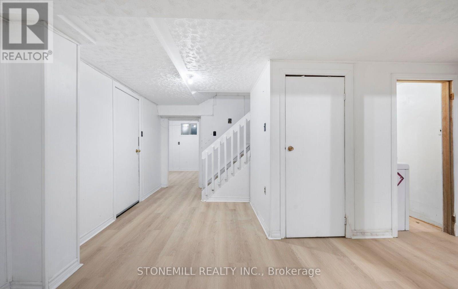 76 COLLINGS AVENUE - 39