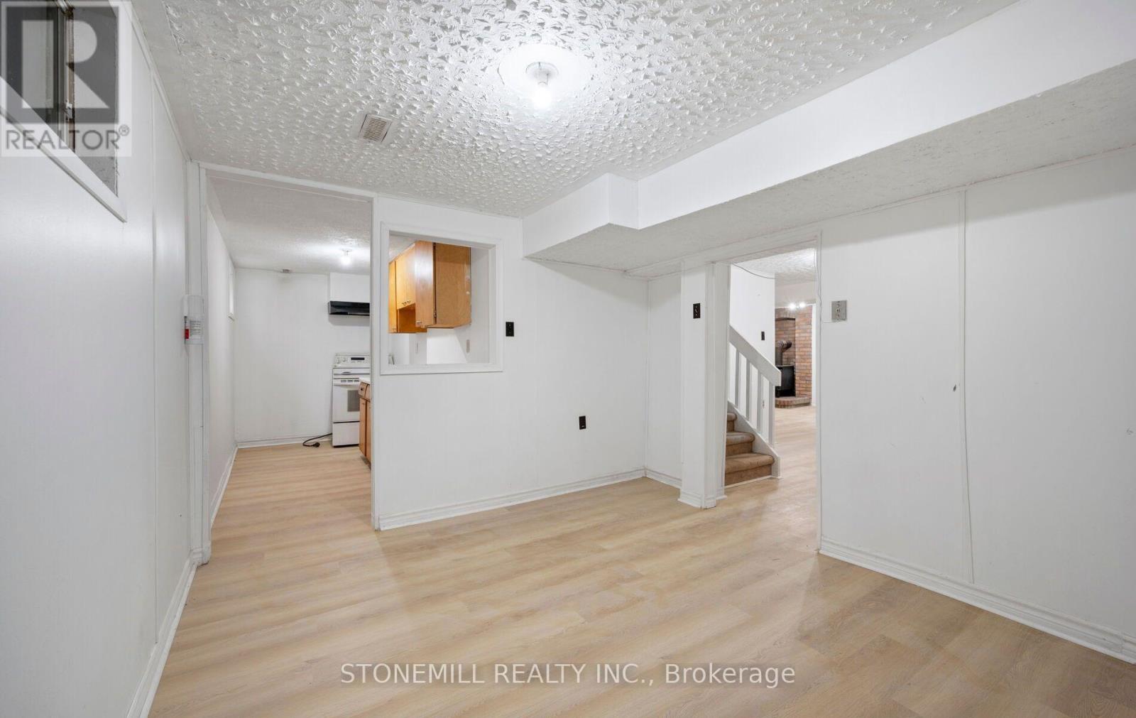 76 COLLINGS AVENUE - 41