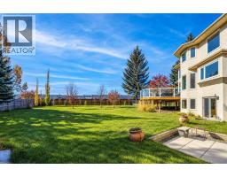331 Wood Valley Bay Sw, Calgary, AB T2W5Y6 Photo 43