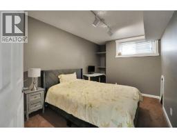 331 Wood Valley Bay Sw, Calgary, AB T2W5Y6 Photo 37