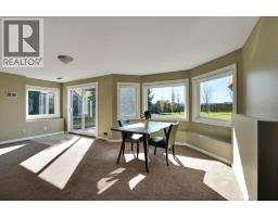331 Wood Valley Bay Sw, Calgary, AB T2W5Y6 Photo 39