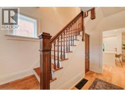 4pc Bathroom - 22 Whitney Place, Kitchener, ON N2G2X5 Photo 6