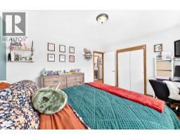 3927 40a Avenue, Red Deer, AB T4N2W9 Photo 16