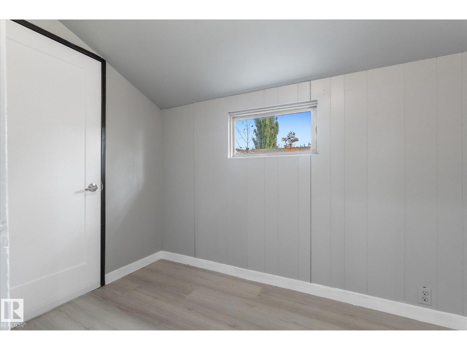 4909 50 Street, photo 20