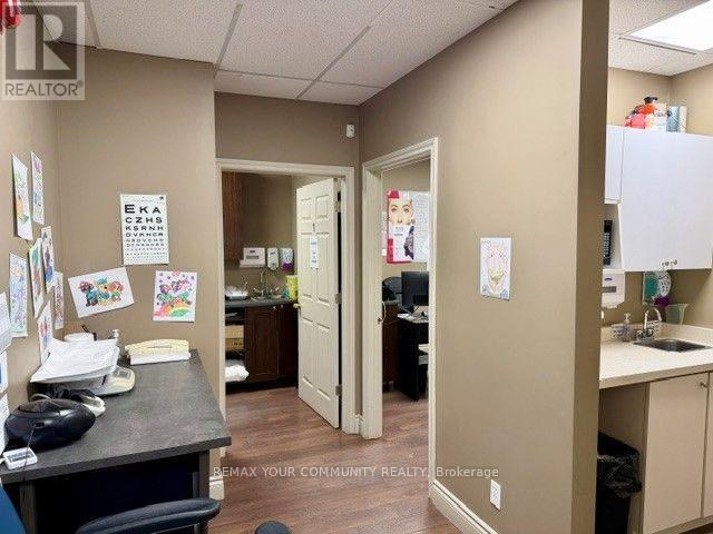 102 & 103-107 Holland Street, Bradford West Gwillimbury photo 12