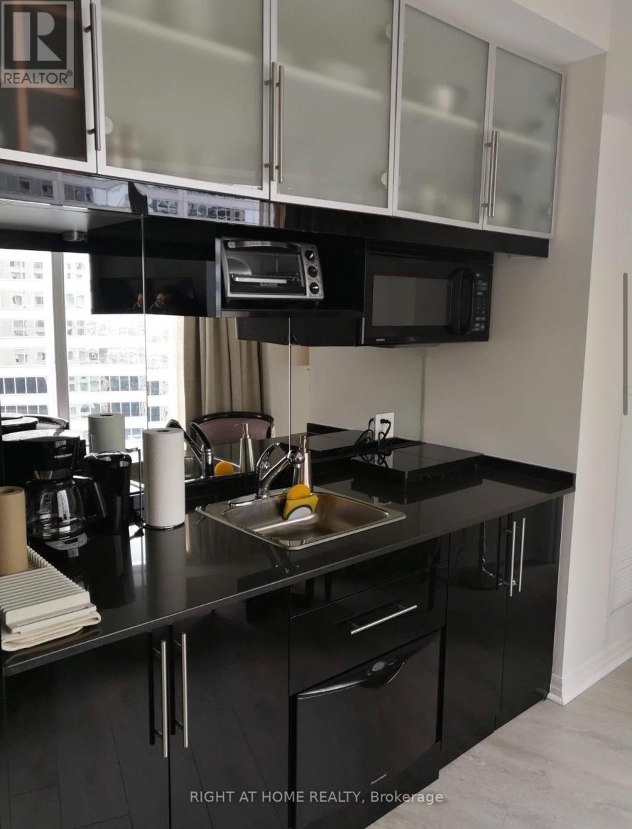 2612 - 1 KING STREET W, Toronto (Bay Street Corridor) — photo 9