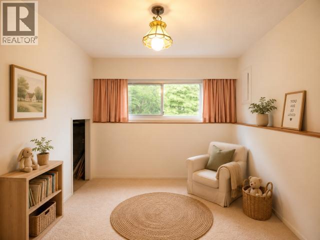 3571 MACKENZIE AVE, Powell River - Image 1