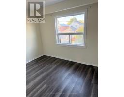 241 Dunraven Drive, Toronto, ON M6M1H8 Photo 11