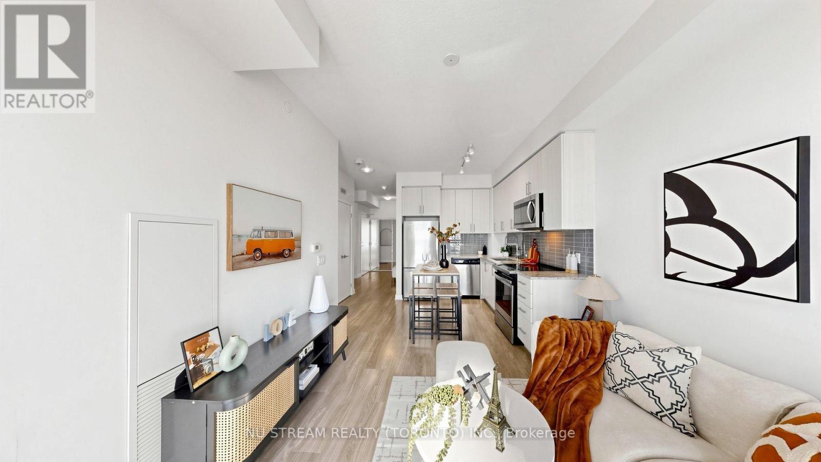 #3017 4055 PARKSIDE VILLAGE DRIVE - 11