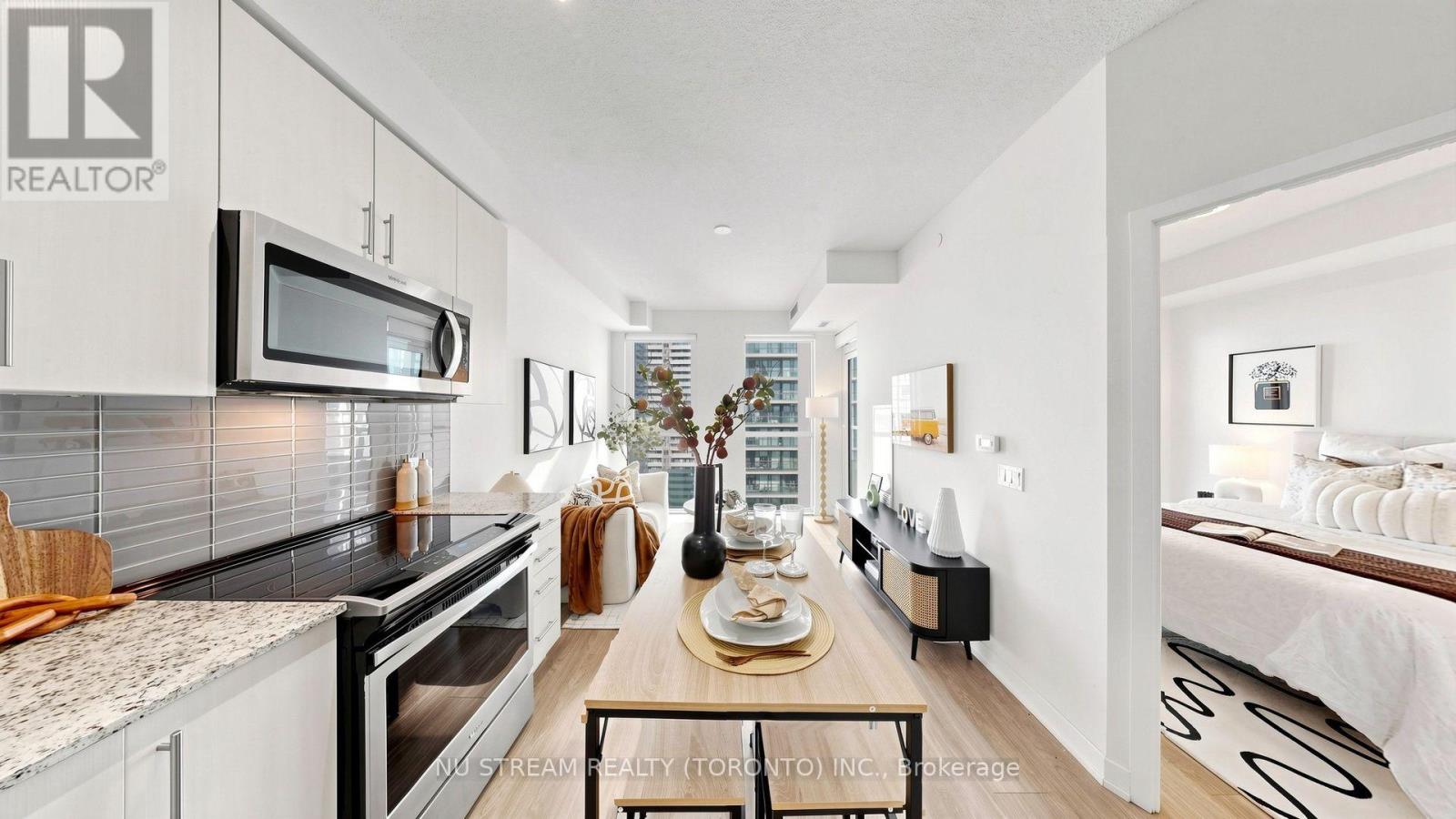 3017- 4055 Parkside Village Drive, Mississauga, ON photo 17