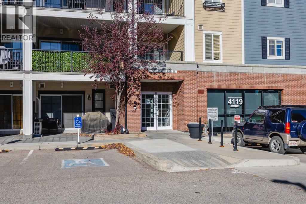 4410, 215 Legacy Boulevard SE photo 24