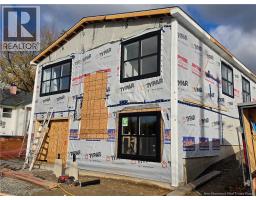 497 Gibson Street, photo 3