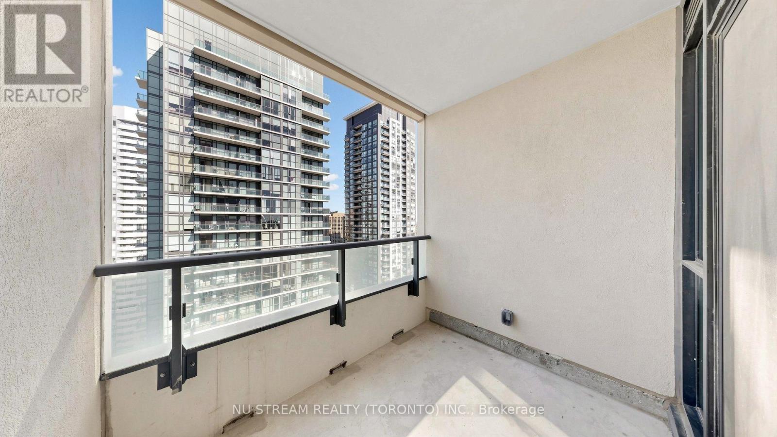 3017- 4055 Parkside Village Drive, Mississauga, ON photo 30