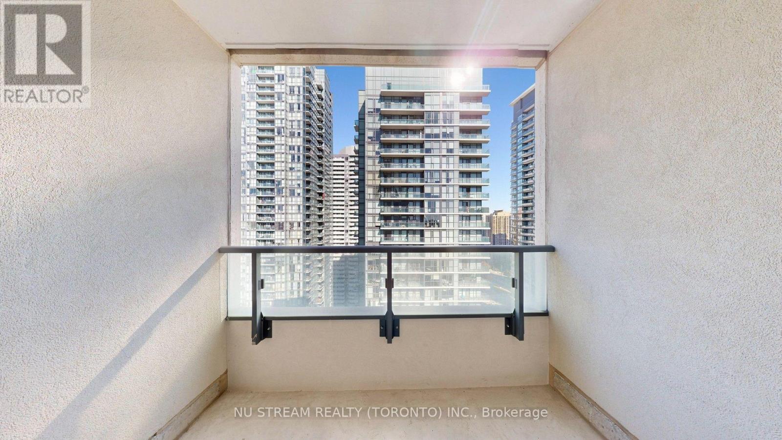 3017- 4055 Parkside Village Drive, Mississauga, ON photo 31