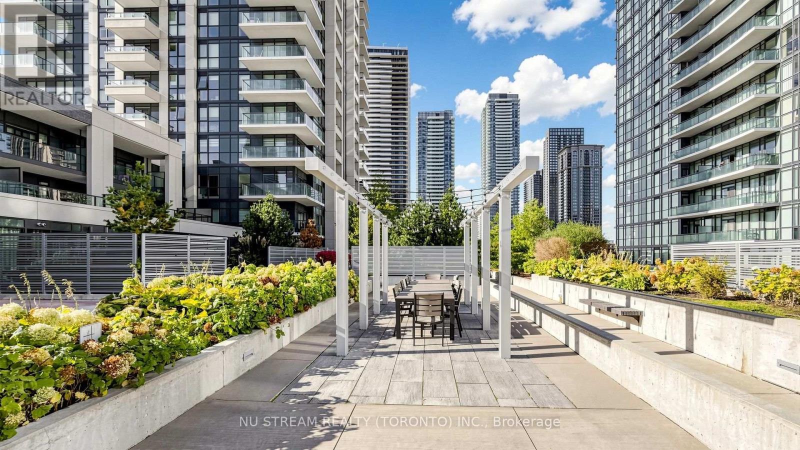 #3017 4055 PARKSIDE VILLAGE DRIVE - 44