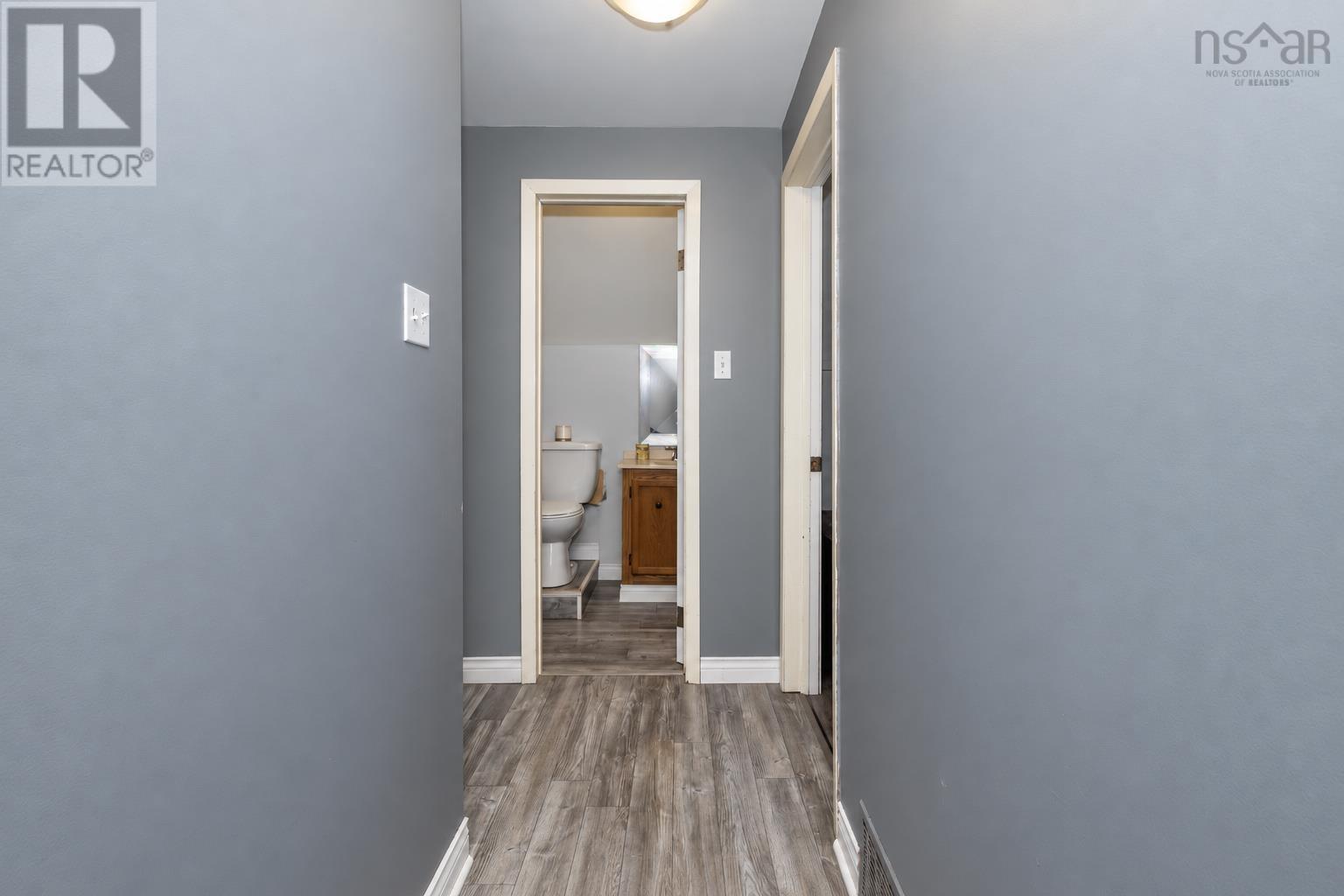 Property 25 of 38 of 936 Upper Prince Street