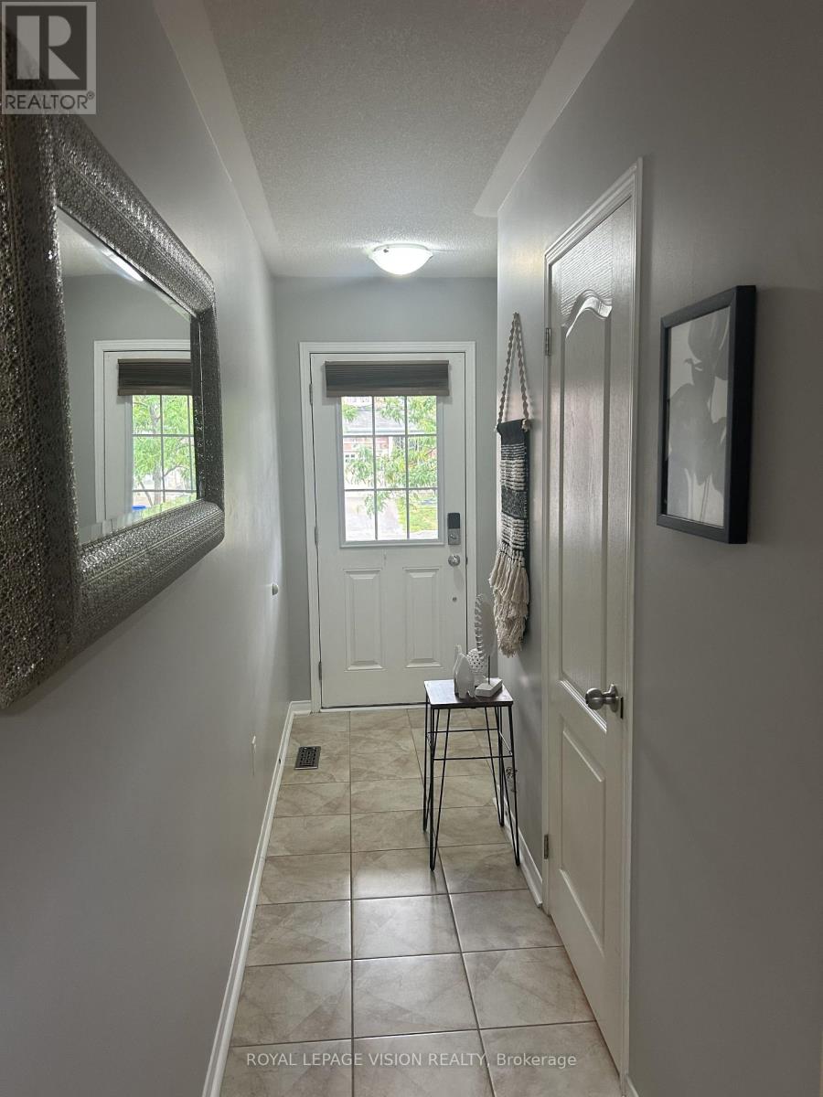 102 RUSSEL DRIVE, Bradford West Gwillimbury (Bradford) — photo 7