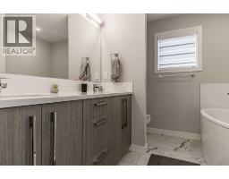 217 Crimson Ridge Place Nw, Calgary, AB T3L0K7 Photo 20