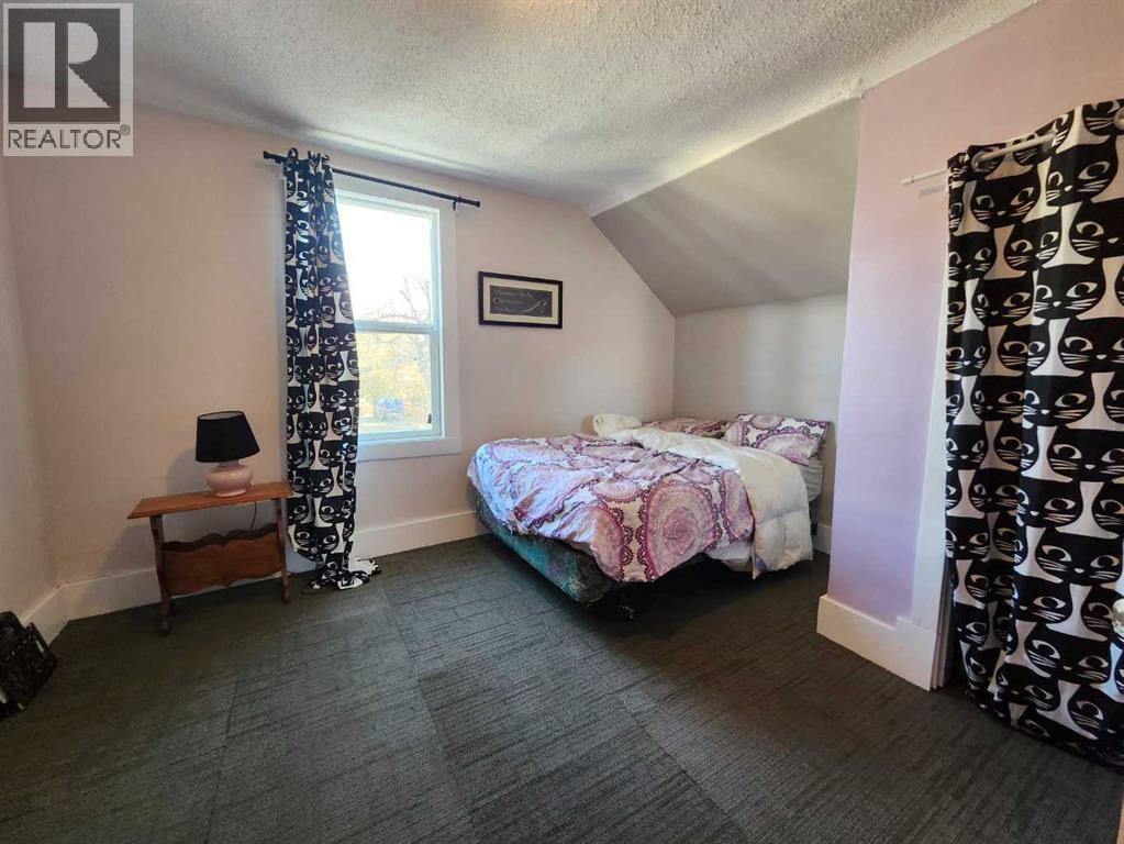274 3 Street W, Drumheller — photo 19