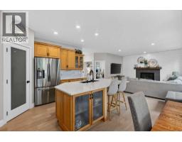 4pc Bathroom - 214 Cranleigh View Se, Calgary, AB T3M0A2 Photo 11