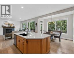 5pc Bathroom - 214 Cranleigh View Se, Calgary, AB T3M0A2 Photo 12