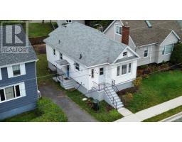 208 Dillon Street, Sydney, NS B1P5C2 Photo 10
