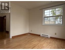 208 Dillon Street, Sydney, NS B1P5C2 Photo 32