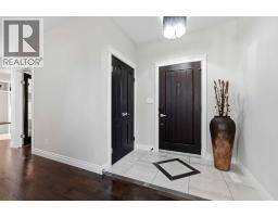 Sunroom - 211 Voisin Close, Red Deer, AB T4R0M8 Photo 6