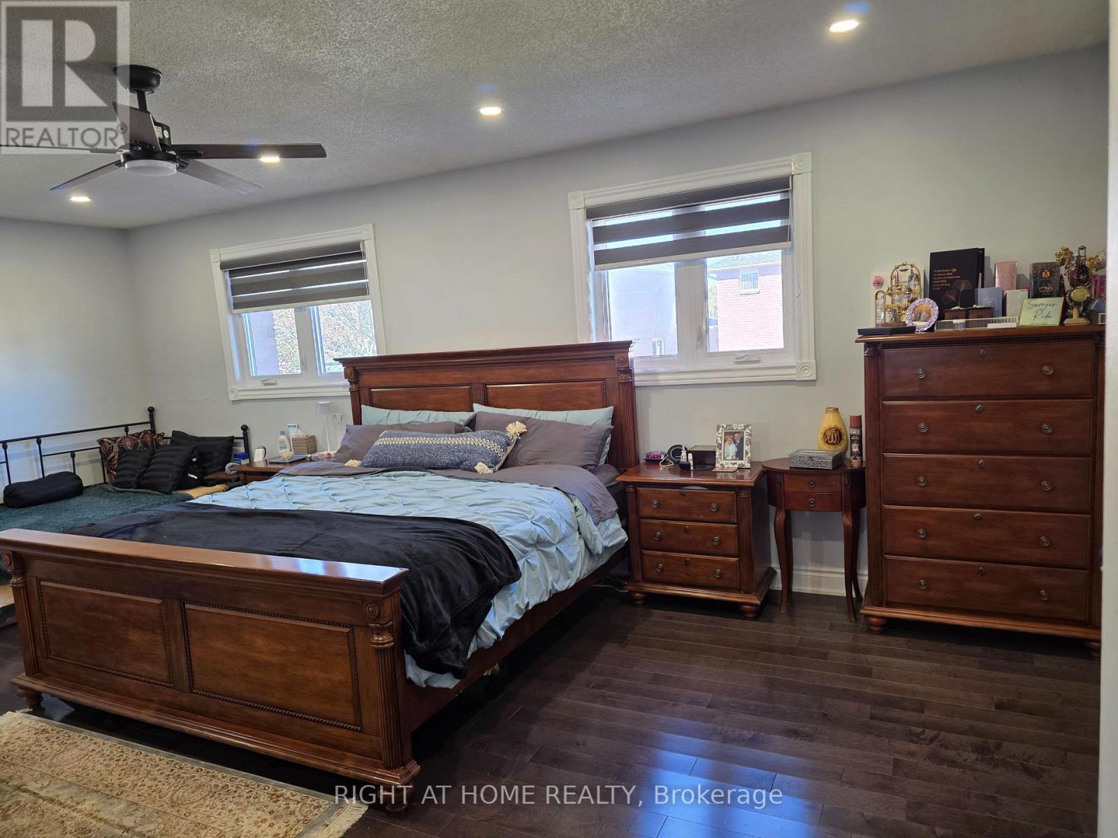 16 Griffiths Drive, Ajax, ON photo 15