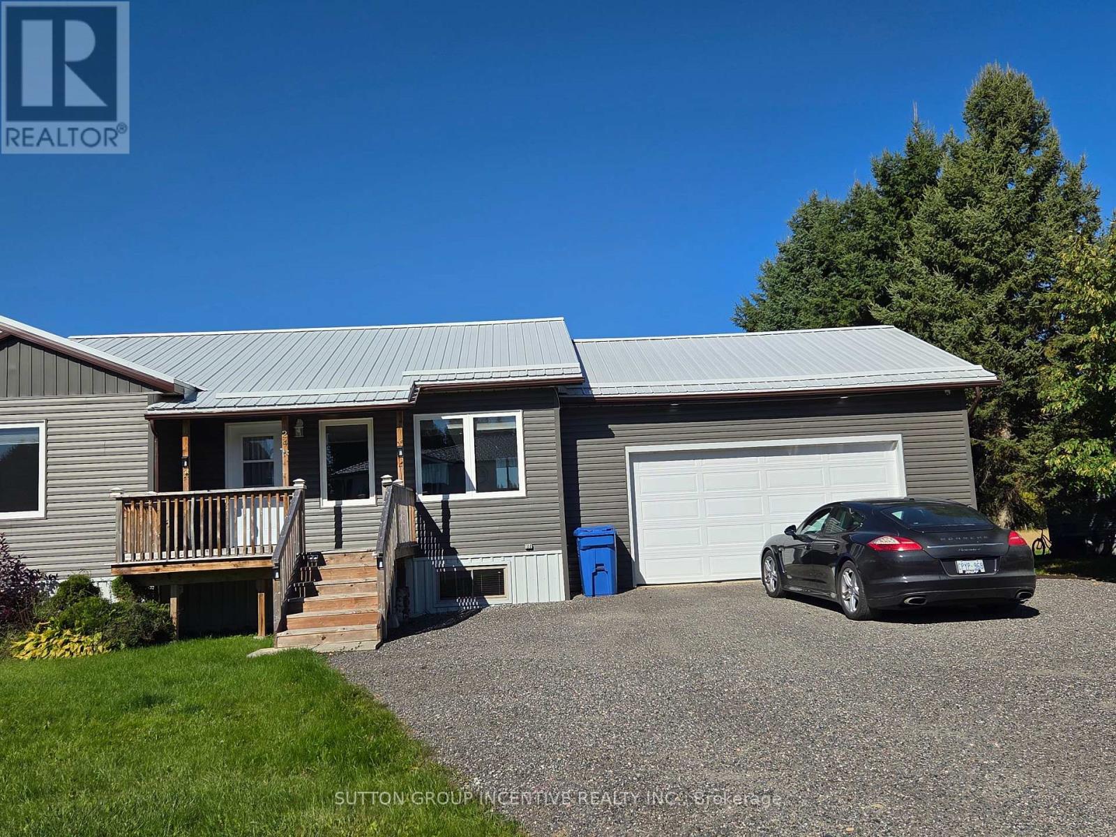 24 BOWMAN AVENUE, Black River-Matheson (Matheson)
