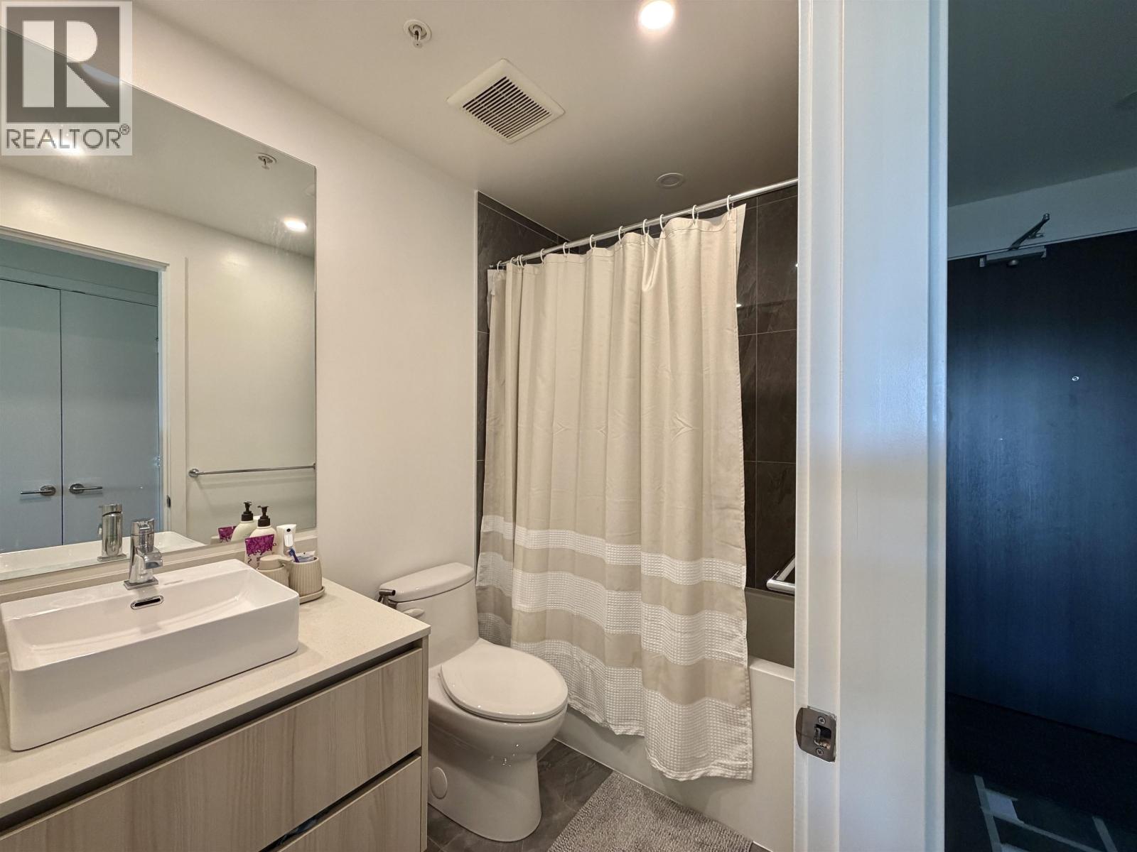 Photo of 2105 5333 GORING STREET 22