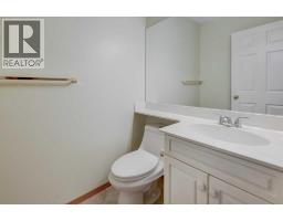 Bedroom - 63 Sierra Madre Crescent Sw, Calgary, AB T3H3M4 Photo 17