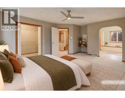 63 Sierra Madre Crescent Sw, Calgary, AB T3H3M4 Photo 25