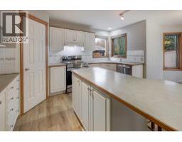 Office - 63 Sierra Madre Crescent Sw, Calgary, AB T3H3M4 Photo 7