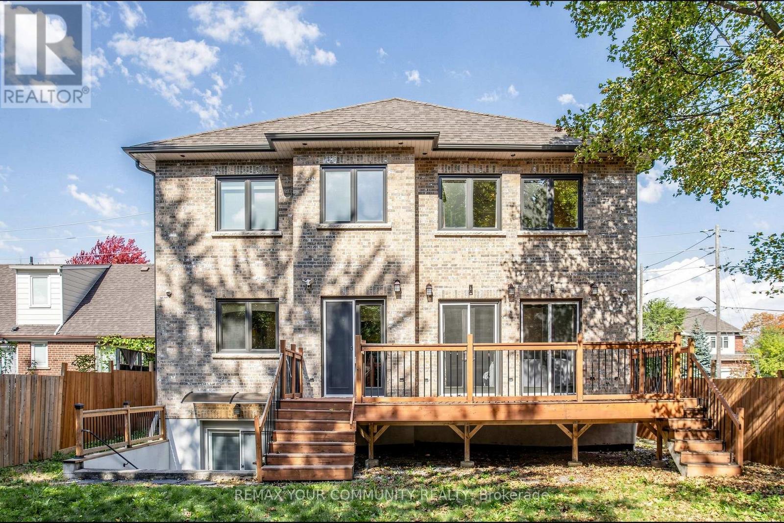 39 Moore Park Avenue, Toronto, ON photo 46