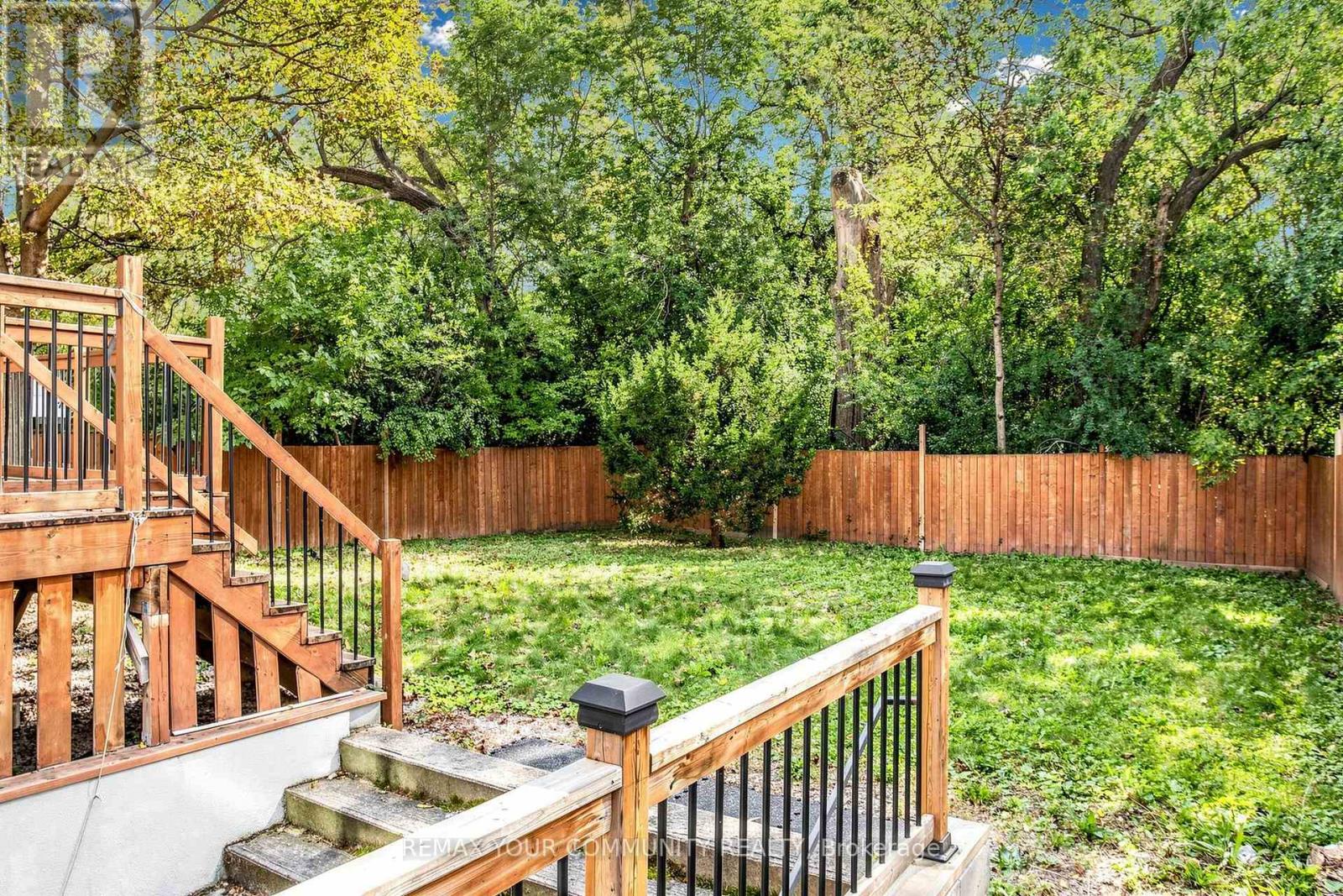 39 Moore Park Avenue, Toronto, ON photo 50