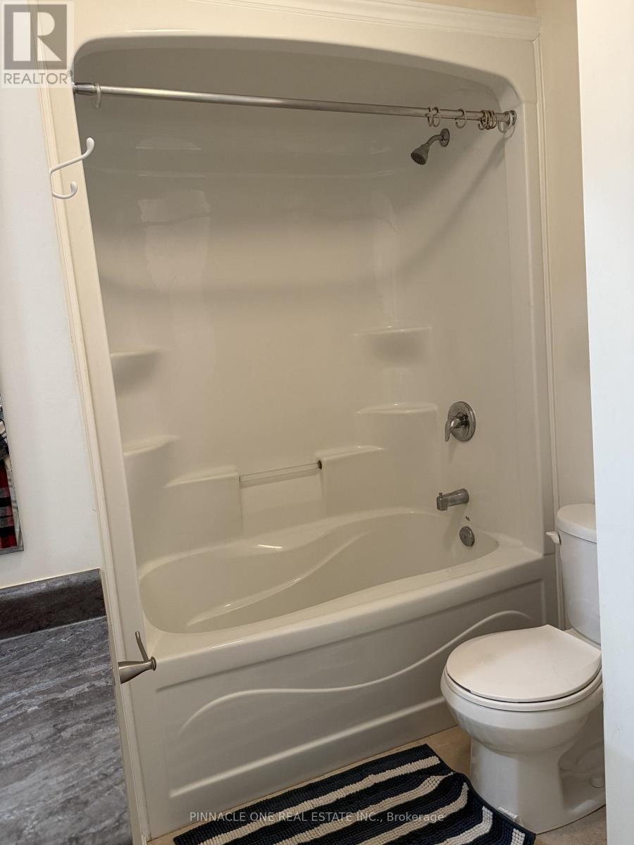 34 MARKHAM TRAIL, Clarington (Bowmanville) — photo 12