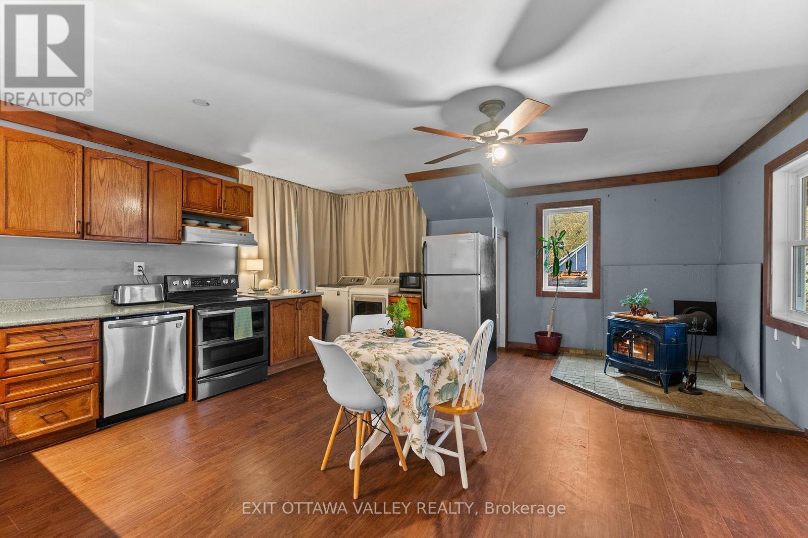 106 BONNECHERE STREET E, Bonnechere Valley — photo 2